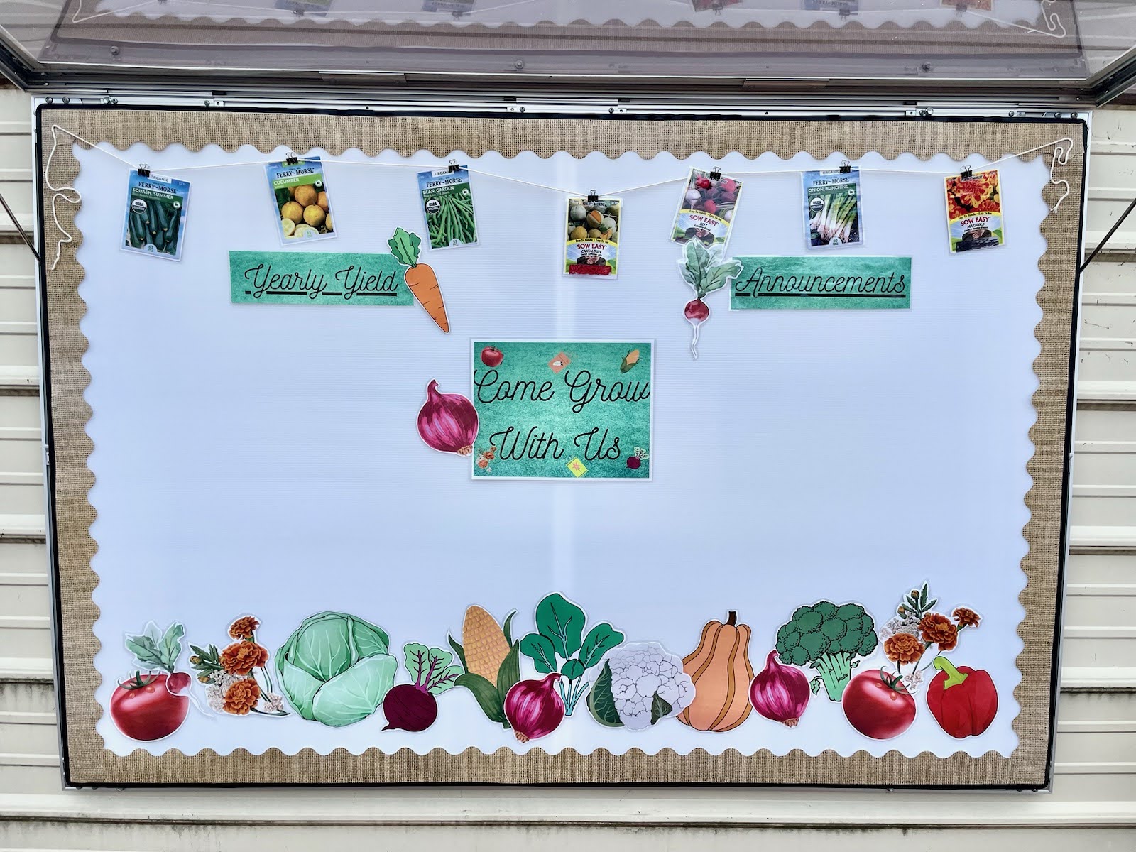 Picture of the sign board at Cub Creek Community Garden